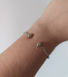 Bracelete Aço Regulável com Pingente de Nossa Senhora - comprar online