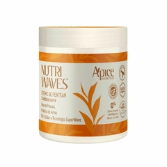 Creme de Pentear Nutri Waves 500g - No Poo / Low Poo - Ação Condicionante A fixação ideal para as onduladas