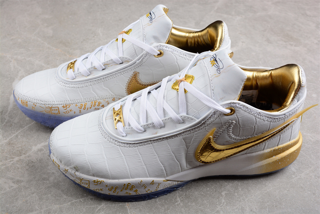 Tênis Nike Lebron 20 EP White Gold