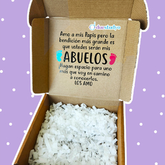 ENTREGA ESPECIAL ABUELOS (30x30x10 cm)