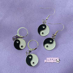 Brincos Yin Yang - comprar online