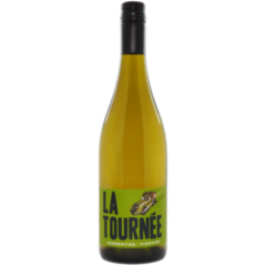 Garrafa de vinho branco Ferraton La Tournee 750ml, com rótulo verde e imagem de um carro.