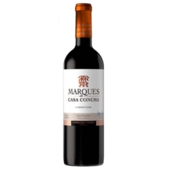 Garrafa de vinho Marques de Casa Concha Carmenere 750ml, com rótulo elegante e tampa laranja.