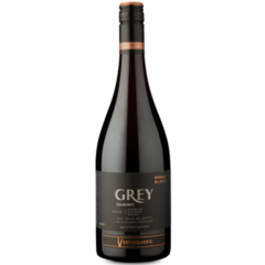 Garrafa de vinho Ventisquero Grey Apalta GCM 750ml, destacando o rótulo elegante e a cor escura do líquido.