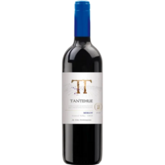 Garrafa de vinho chileno Tantehue Merlot 750ml com rótulo claro e tampa azul.