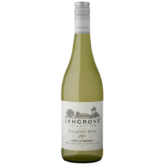 Garrafa de vinho Lyngrove Collection Sauvignon Blanc 750ml, com rótulo destacado e fundo neutro.