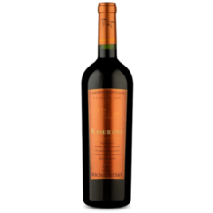 Garrafa de vinho Ramirana Gran Reserva Cabernet Sauvignon 750ml com rótulo em destaque.