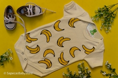 Kit Com Dois Bodys e Touca Macaquinho Banana na internet