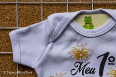 Kit Mesversário Temático Com Body Saia de Tule e Laço Meu Primeiro ano novo em Familia - comprar online