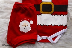 Conjunto Body Bebê Com Shortinho e Gorro Papai Noel na internet