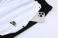 Conjunto Nike Camisa e Bermuda - Preto e Branco - Kxis Pe - Qualidade e Elegância!