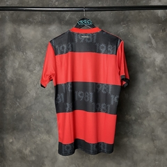 Camisa Flamengo I 21/22 - Vermelha e Preta - comprar online