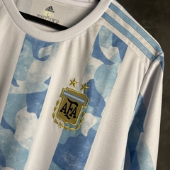 Camisa Argentina I 21/22 - Branca e Azul na internet