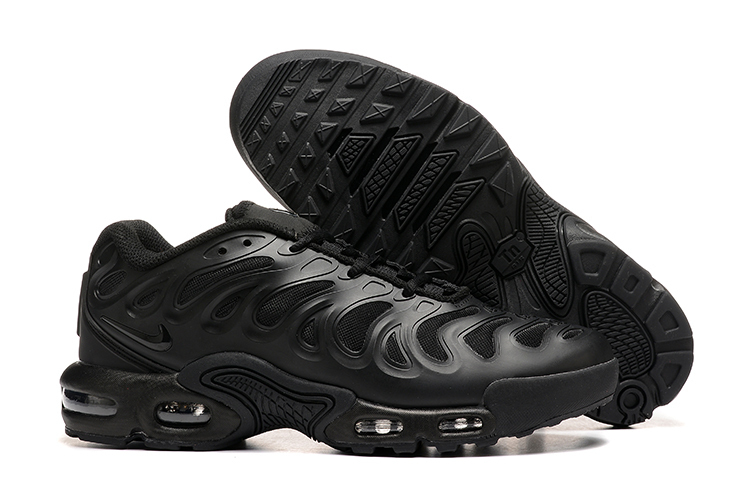 All black fashion air max plus men's