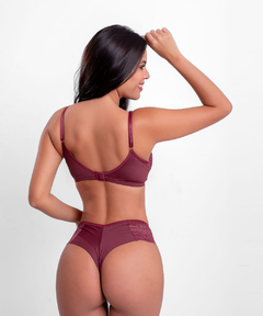 REF:1426 - CONJUNTO CALÇA FIO MICROFIBRA COM DETALHES RENDADO - comprar online