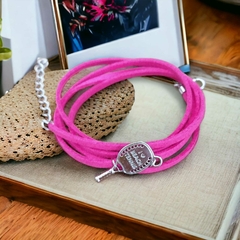 PULSEIRA COURINHO PINK COM PINGENTE BEACHT TÊNNIS