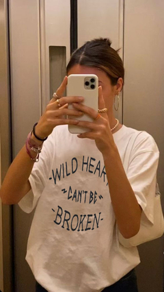 Remera Wild heart cant be broken