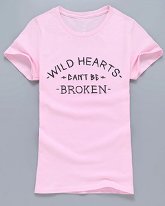 Remera Wild heart cant be broken en internet