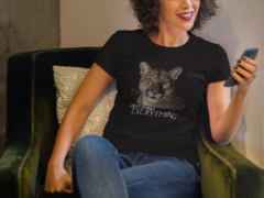 Camiseta feminina estampa Puma na internet