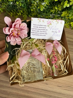 Kit Difusor e Garrafinha com Flores/Mães