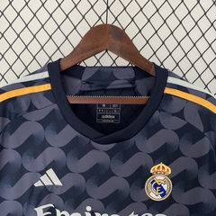 Imagem do Camiseta Real Madrid Manga Longa Away 23/24 Versão Torcedor