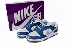 BORN x RAISED DUNK LOW SB "ONE BLOCK AT A TIME" na internet