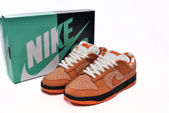 DUNK LOW SB "ORANGE LOBSTER" na internet