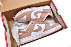 DUNK LOW SP "ROSE WHISPER" na internet