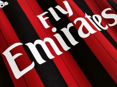 Imagem do Camiseta AC Milan Retrô 2013