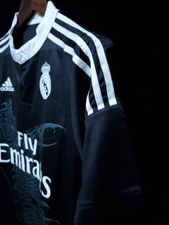 Imagem do Camiseta Real Madrid Retrô 2015