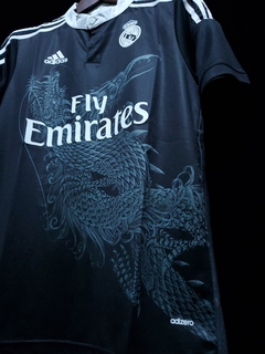 Camiseta Real Madrid Retrô 2015 - Urso Importador