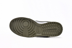 DUNK LOW SP "OLIVE GREEN" - Urso Importador