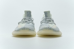 YEEZY 350V2 "CLOUD WHITE" na internet