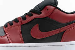 AIR JORDAN 1 LOW "VARSITY RED" na internet