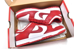 DUNK LOW SP "GYM RED" na internet