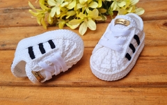 Tenis Tipo Adidas de Crochê Para Bebe