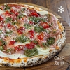 Pizza Gaudi com Presunto Cru Espanhol e Pesto de Manjericão