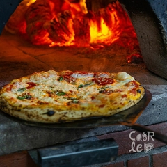 Imagem do Pizza Marguerita Artesanal com Parmesão e Manjericão
