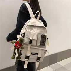 Mochila de Nylon Rentenger - Estilo y Funcionalidad para Todos en internet