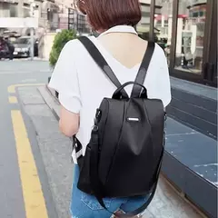 Imagen de Mochila Multifuncional para Mujeres