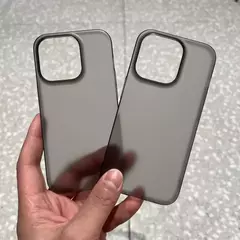 Imagen de Funda Ultra Fina de PC Translúcida para iPhone