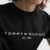 Camiseta Tommy Hilfilger Classica Logo - Preto na internet