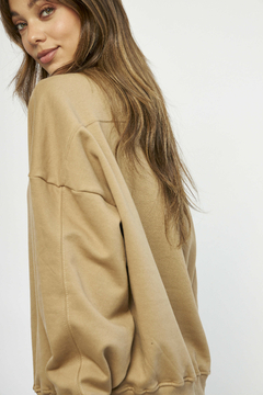 BUZO RECORTE OVERSIZE - comprar online