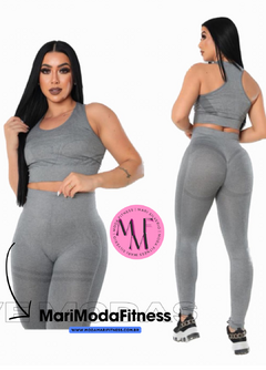 Conjunto Fitness Fernanda em poliamida Top nadador + Calça Empina bumbum