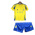 Kit Infantil Al-Nassr Titular I Nike 24-25 - Amarelo com detalhes em azul - Cristiano Ronaldo