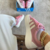 Tênis ADIDAS BAD BUNNY X CAMPUS ROSE na cor rosa, com detalhes brancos e cadarços rosas,