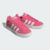 Tênis ADIDAS CAMPUS 00S na cor Pink Fusion, com detalhes em branco e design casual.