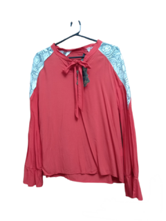 blusa outlet sin cambio talle XL