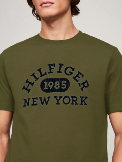 Remera Tommy Hilfiger - Verde Musgo - Hombre - comprar online