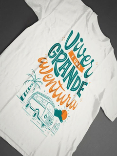 Camiseta Infantil Viver é uma grande aventura